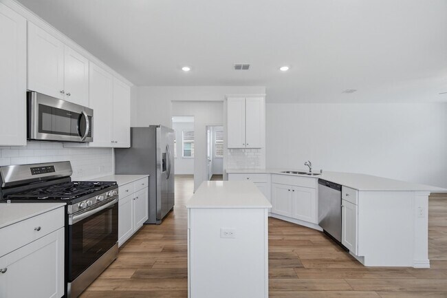 Building Photo - 1312 Pistachio Dr