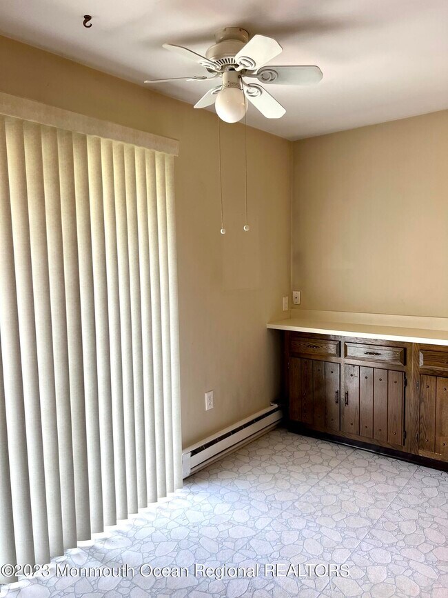 Building Photo - 143 Cross Slope Ct