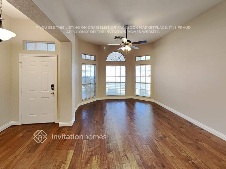 Building Photo - 182 Raton Dr