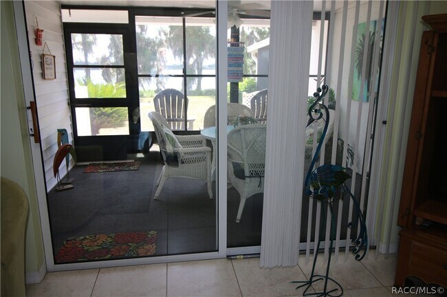 Building Photo - 908 Pritchard Island Rd