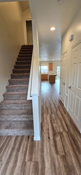 Building Photo - 18558 SW Takena Ct