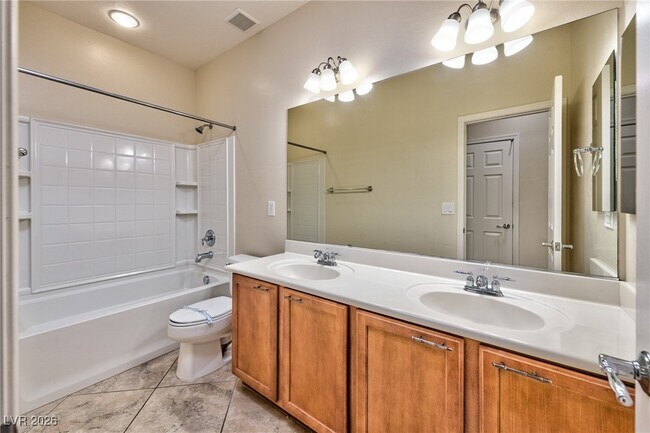 Building Photo - 2556 Calanques Terrace