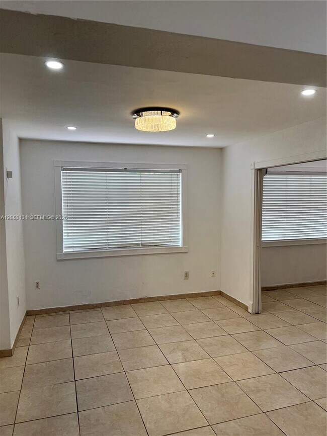 Building Photo - 13656 SW 117th Ln