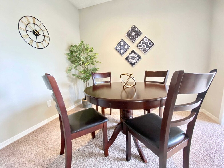 Building Photo - 3436 Skysail Pl