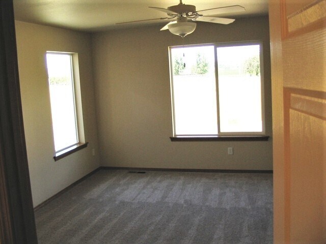 Master bedroom - 5905 W Whatcom Ave