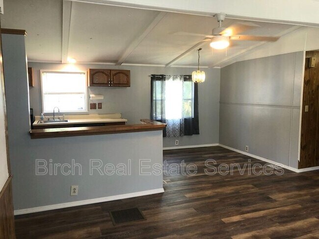 Building Photo - 8628 Adonis Rd