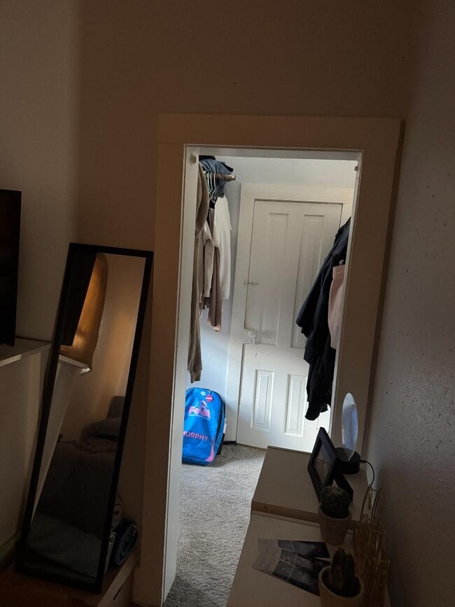 Building Photo - 526 Liberty St