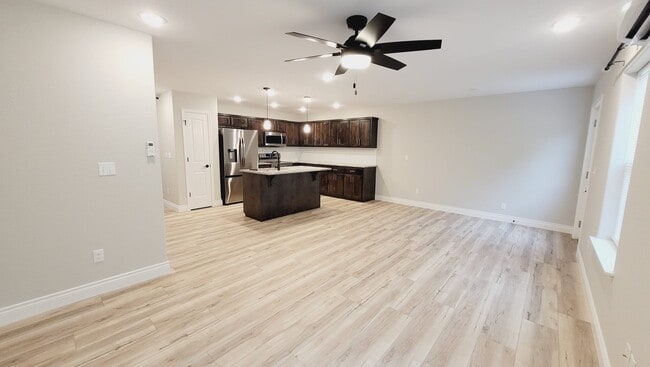 Primary Photo - 1020 Rex Ave