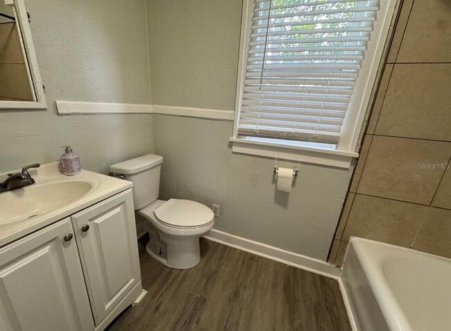 Building Photo - 1310 28th St N