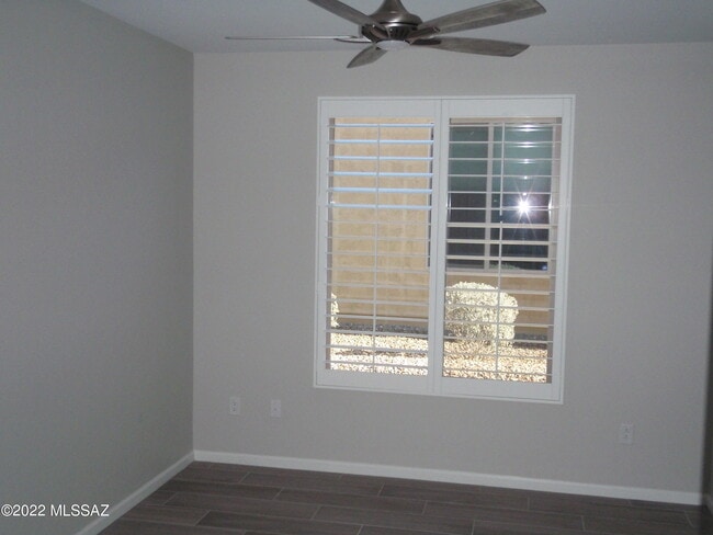 Building Photo - 61123 E Flint Dr