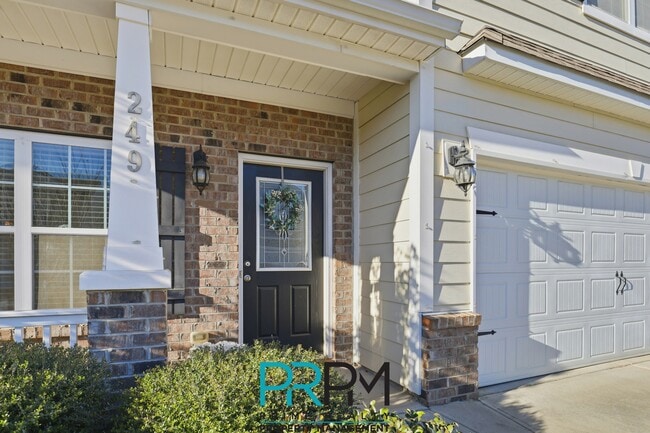 Building Photo - 249 Elmhaven Dr