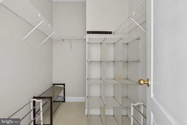 Building Photo - 43789 Water Bay Terrace