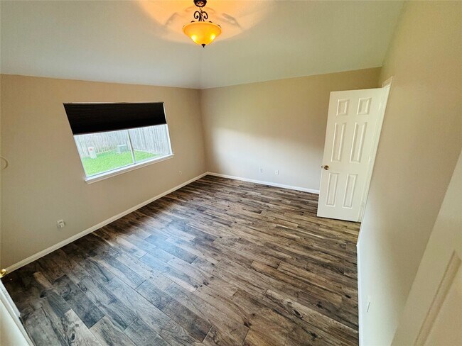 Building Photo - 17227 Lilac Vale Ct