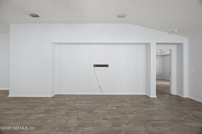 Building Photo - 2772 Bluff Estate Way