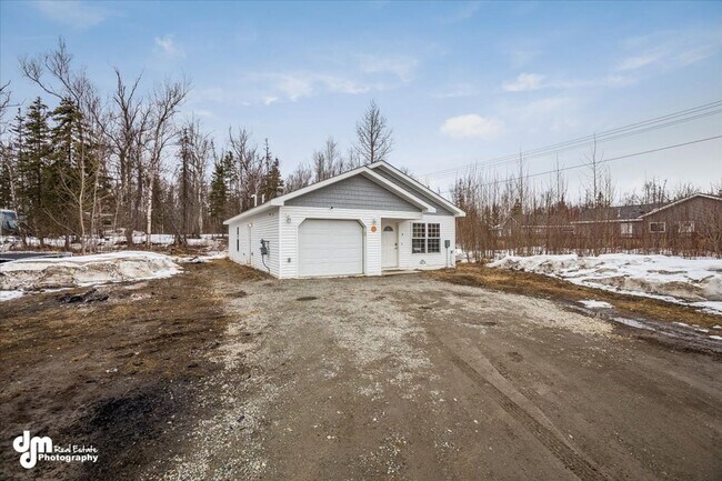 Building Photo - 3851 E Brenda Ave