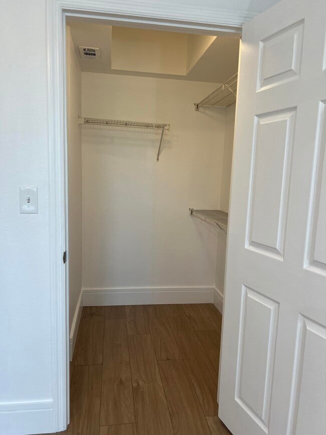 Building Photo - 6386 Emerald Dunes Dr