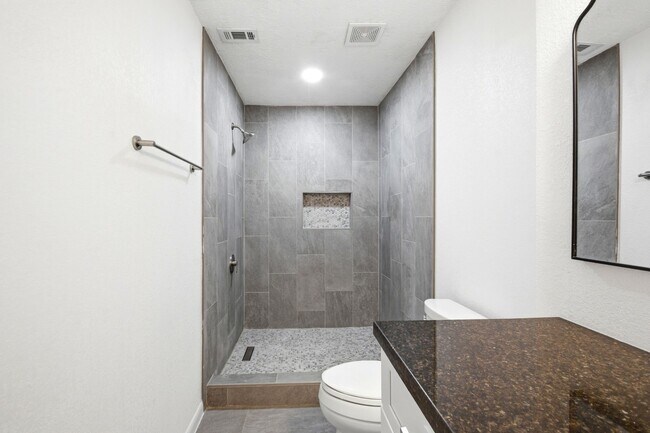Building Photo - 19407 Enchantford Ct