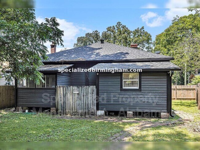 Building Photo - 5813 2nd Ave N