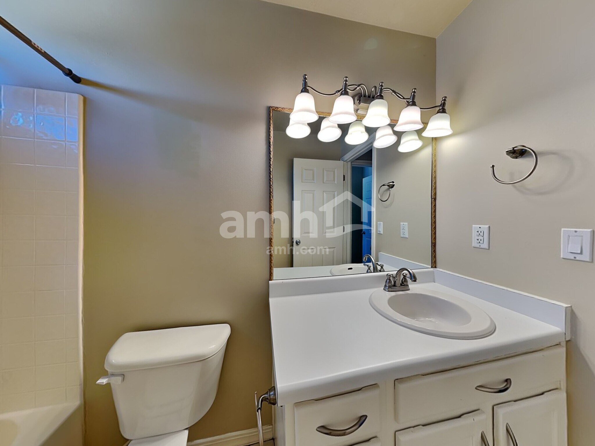 Building Photo - 3926 W 4650 S