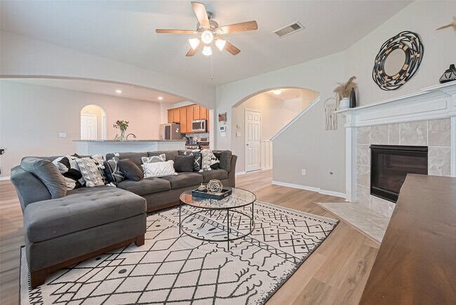 Building Photo - 20127 Graphite Canyon Ct