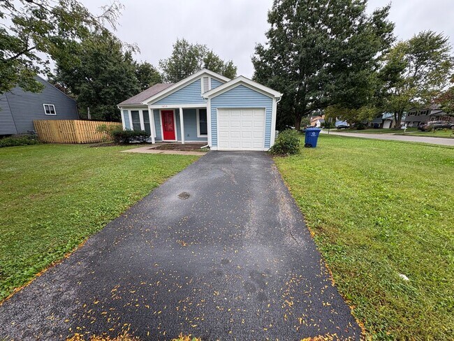 Building Photo - 1859 Maroon Dr