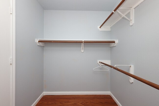 Building Photo - 7430 Pouter Dr