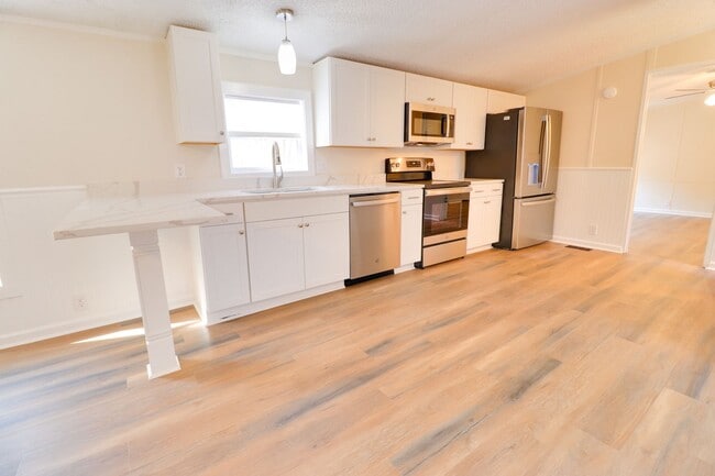 Building Photo - 1022 Bridgetown Ct