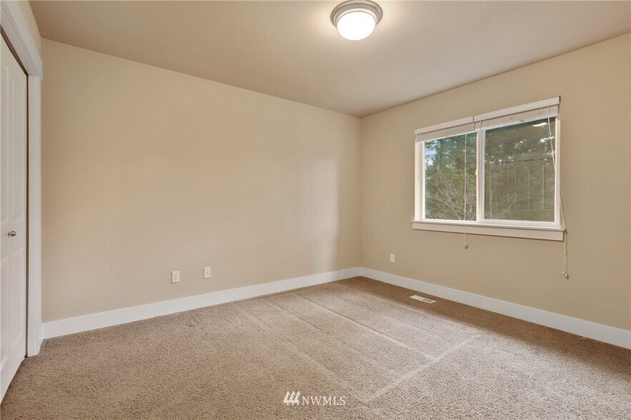 Building Photo - 31045 2nd Pl SW