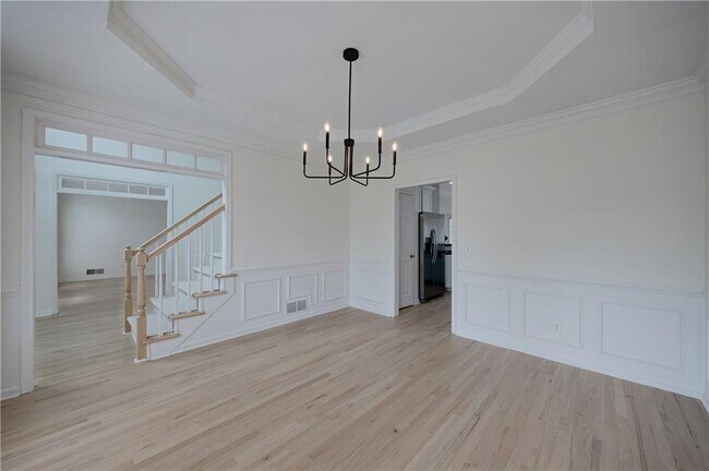 Building Photo - 5795 Dovnick Dr SW