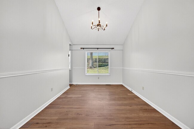 Building Photo - 1261 Mautenne Dr