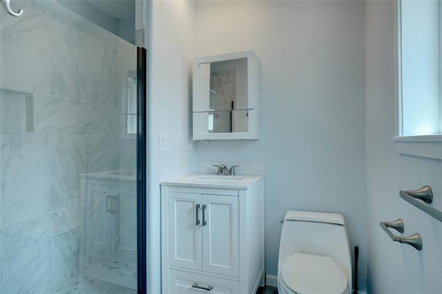 Building Photo - 350 Virginia Ln