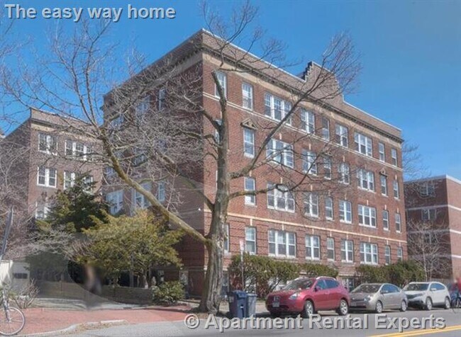 Building Photo - 1716 Cambridge St