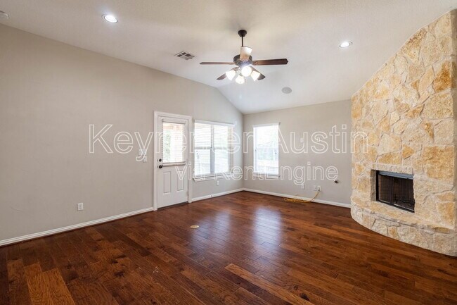 Building Photo - 188 Orchard Hill Trail