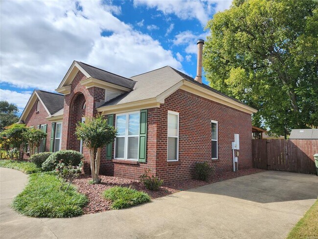 Building Photo - 742 Ryefield Ct