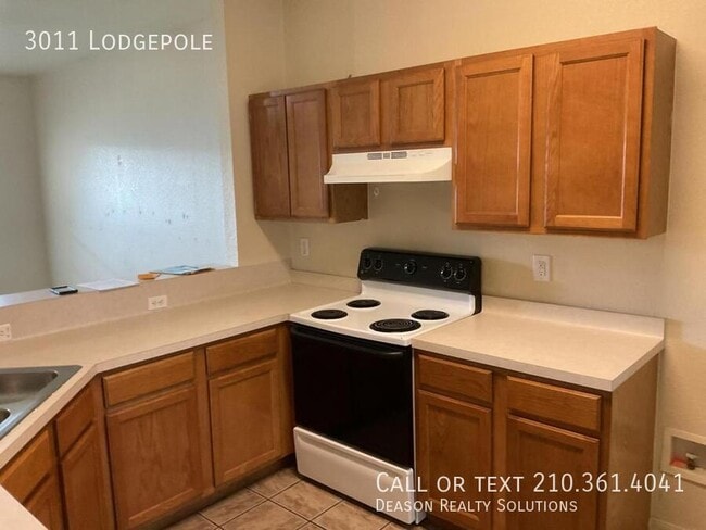Building Photo - 3011 Lodgepole-