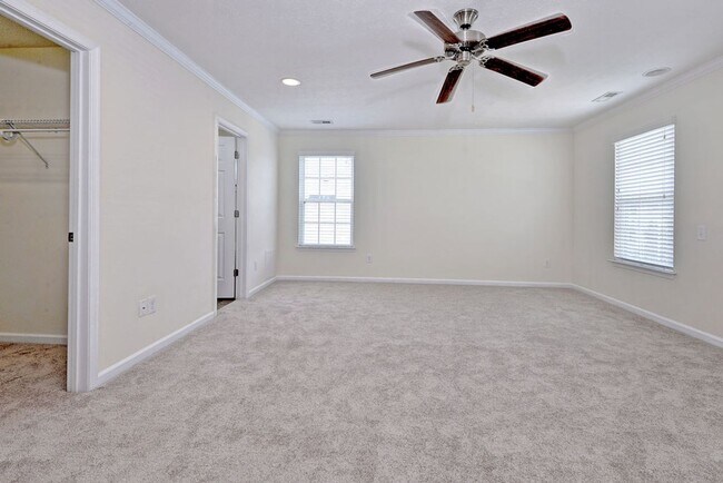 Building Photo - 4688 Yeardley Loop