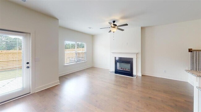 Building Photo - 5873 Greystone Dr