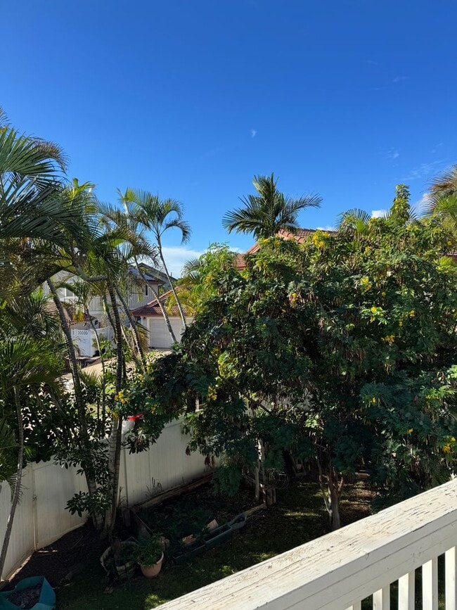 Building Photo - For Rent – Legends at Maui Lani | Spacious 4-Bedroom, 2.5-Bath Home