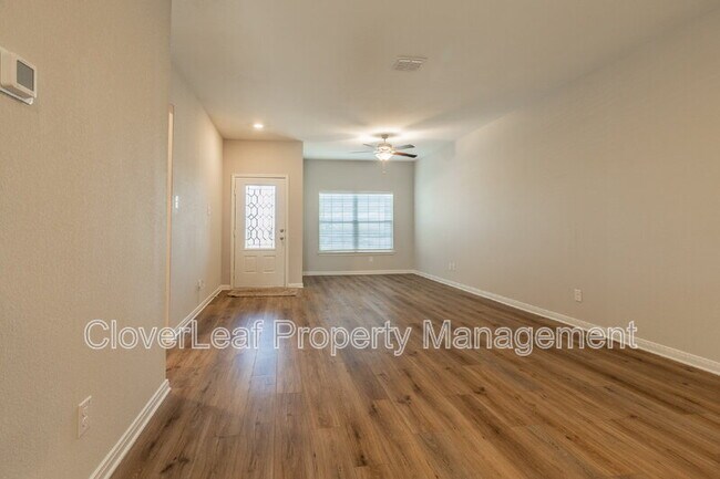 Building Photo - 9130 Bennett Frst