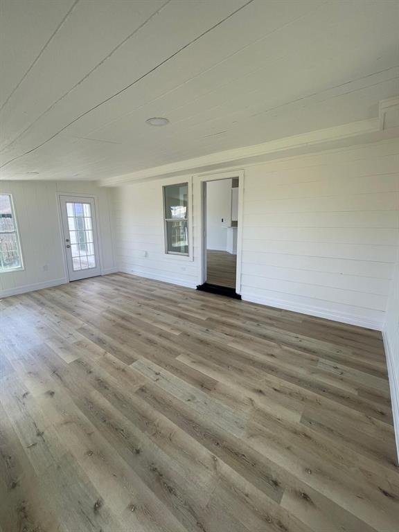 Building Photo - 8807 Petersburg Ln