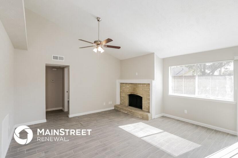 Building Photo - 4504 Via Del Norte