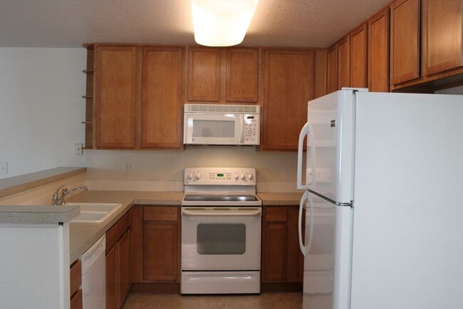 Building Photo - Loveland Living: Spacious Condo with Pool,...