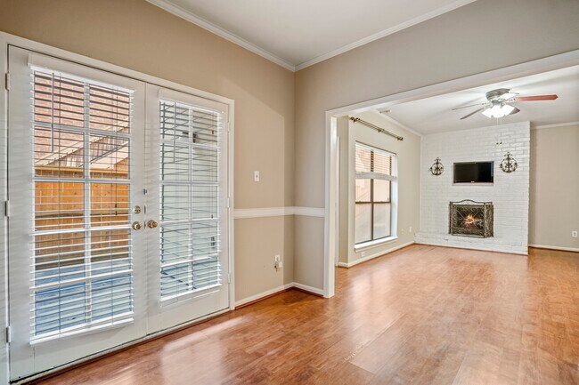 Building Photo - 2001 Bering Dr