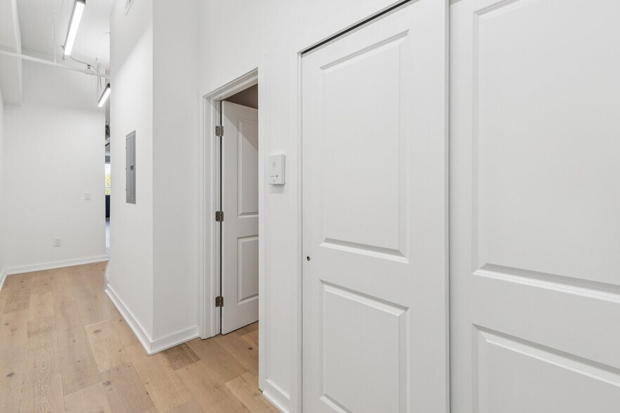 Building Photo - The Lofts at Narberth Station