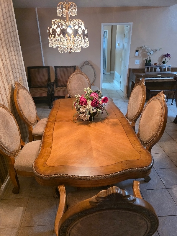 Building Photo - 3154 Luxurious Highland Home