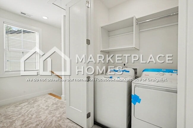 Building Photo - 107 Taverly Dr