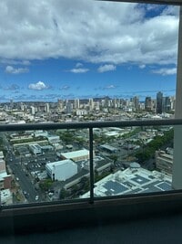 Building Photo - Conveniently located high floor 2 bedroom ...