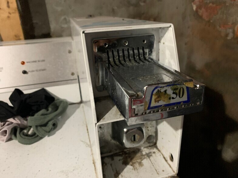 Building Photo - 88 Hammond St