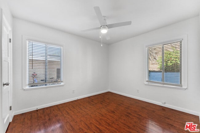 Building Photo - 2723 Ballard St