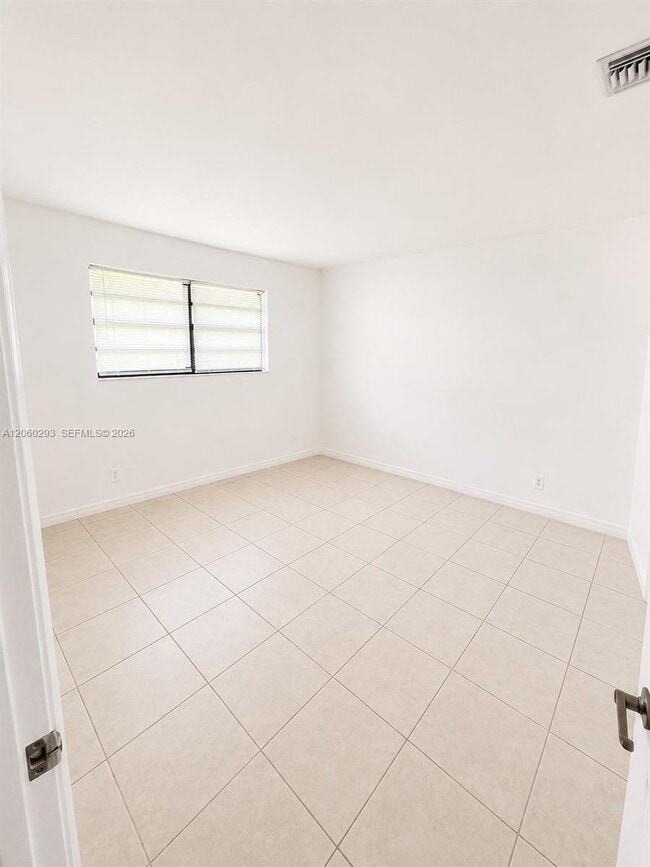 Building Photo - 11219 Royal Palm Blvd